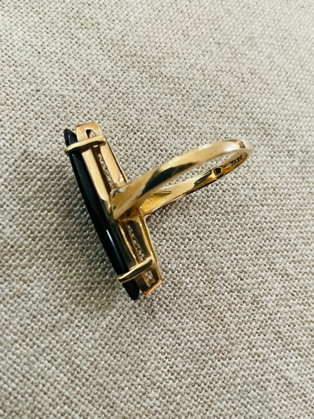 Vintage 1970s 10K Gold Black Onyx Marquise Ring Size 5.75 3.67g